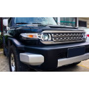 Фары на Toyota FJ Cruiser в стиле Range Rover